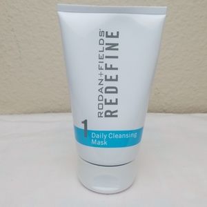 Rodan and Fields REDEFINE Daily Cleansing Mask